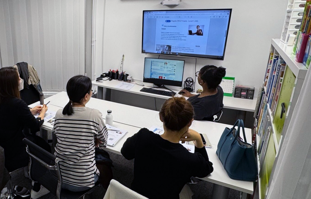 french_adults_courses defin